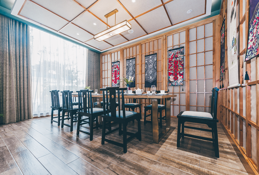 崇福素餐厅设计作品包厢.jpg